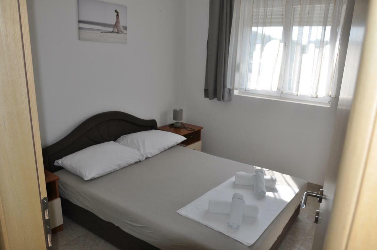 Batinic Apartmani Omiš Exterior foto