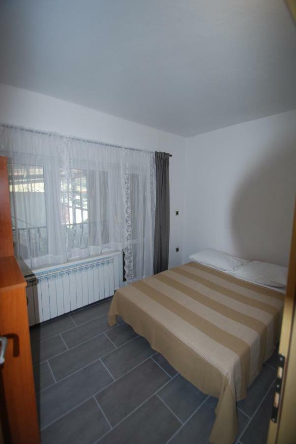 Batinic Apartmani Omiš Exterior foto