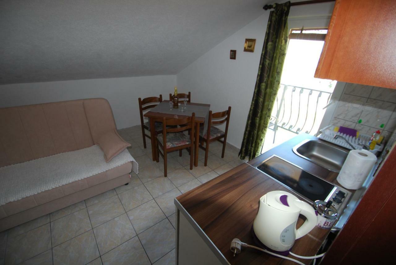 Batinic Apartmani Omiš Exterior foto