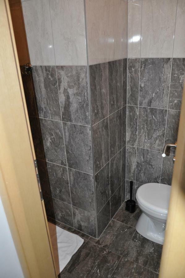 Batinic Apartmani Omiš Exterior foto